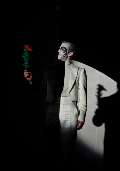 Изображение на галерия: СЪН В ЛЯТНА НОЩ