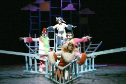 Изображение на галерия: БРЕМЕНСКИТЕ МУЗИКАНТИ