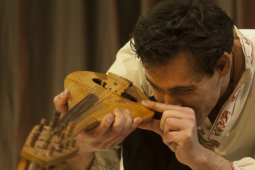 Изображение на галерия: ГЪДУЛКАТА ГОРИ