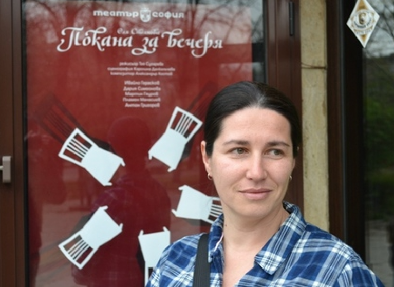 Изображение на новина: ТЕАТРАЛНИ СРЕЩИ С МЛАДИ ДРАМАТУРЗИ - ПРЕДСТАВЯМЕ ВИ ОЛЯ СТОЯНОВА
