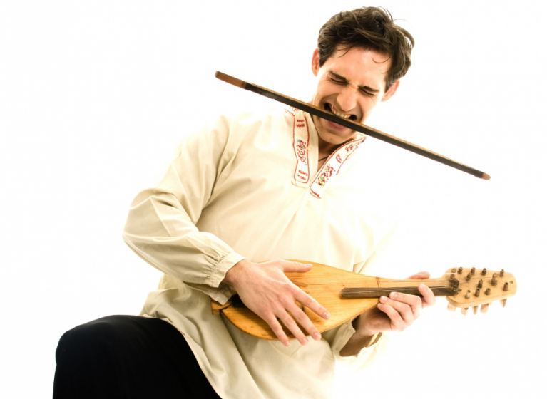 Изображение на новина: „МОНОСПЕКТЪКЪЛЪТ Е НАЙ- ТРУДНОТО НЕЩО В ТЕАТЪРА.“, СПОРЕД АКТЬОРА ЮЛИЯН РАЧКОВ