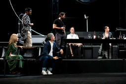 Перфектни непознати - Изображение на галерия 8